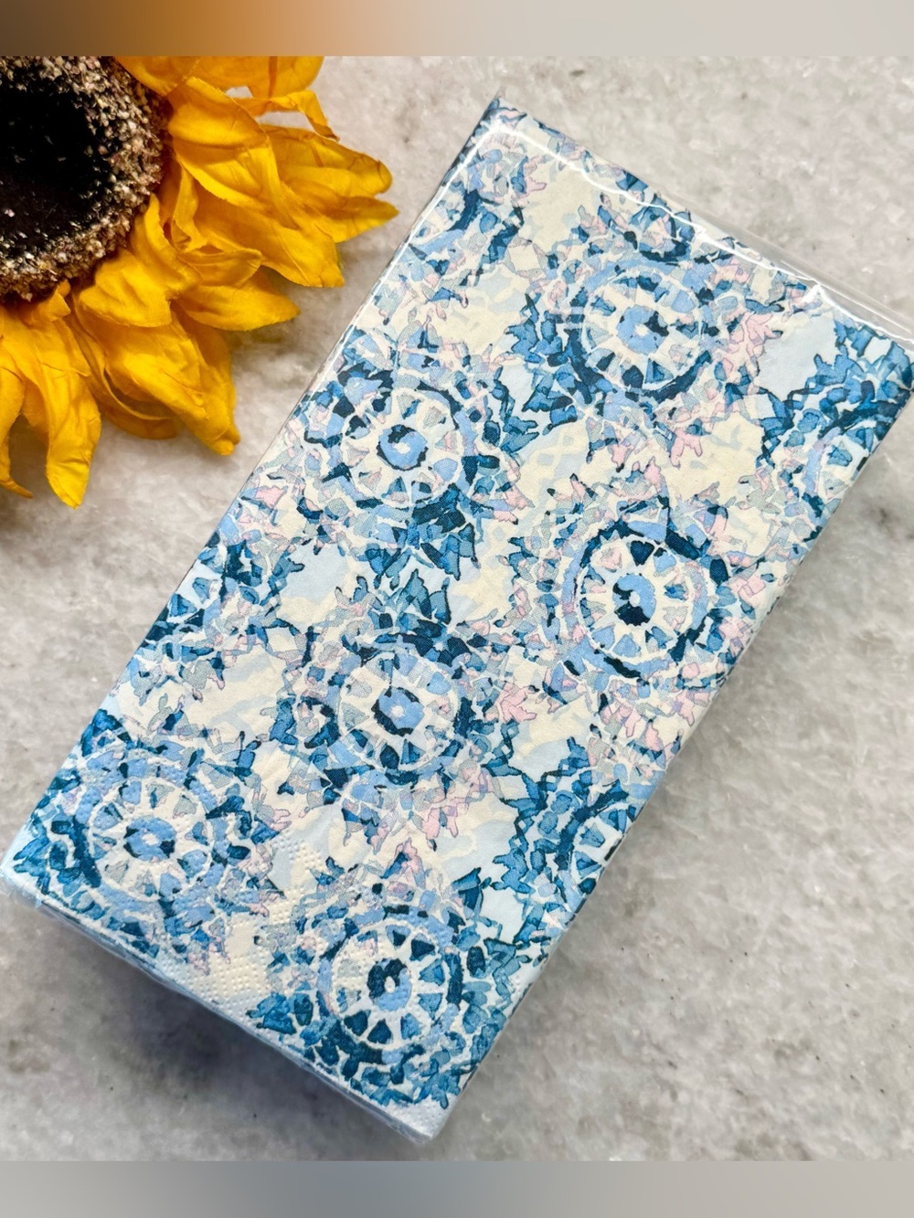 New Punch Studio Blue White Pink Abstract Paper Buffet Napkins Guest Towels 36ct